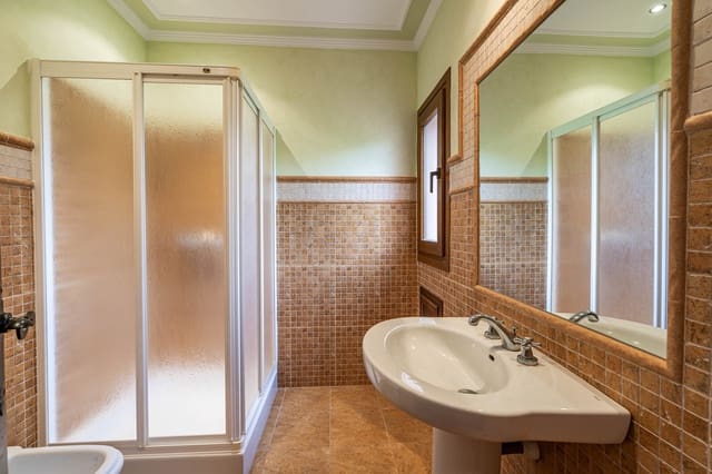 4 quarto Quinta/Casa Rural para venda em El Padrón, Estepona com garagem - 2 500 000 € (Ref: 8356790)