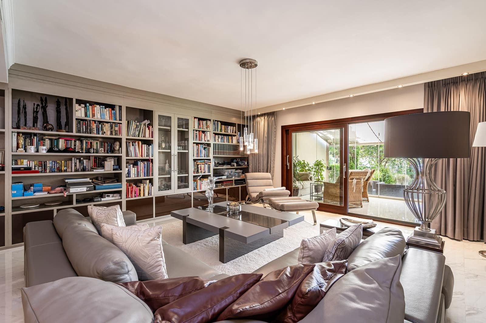 5 soverom Hus til salgs i Estepona med svømmebasseng garasje - € 3 500 000 (Ref: 8376887)