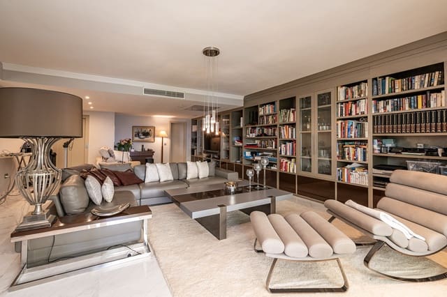 5 camera da letto Casa in vendita in El Velerín, Estepona con piscina garage - 3.500.000 € (Rif: 8376887)