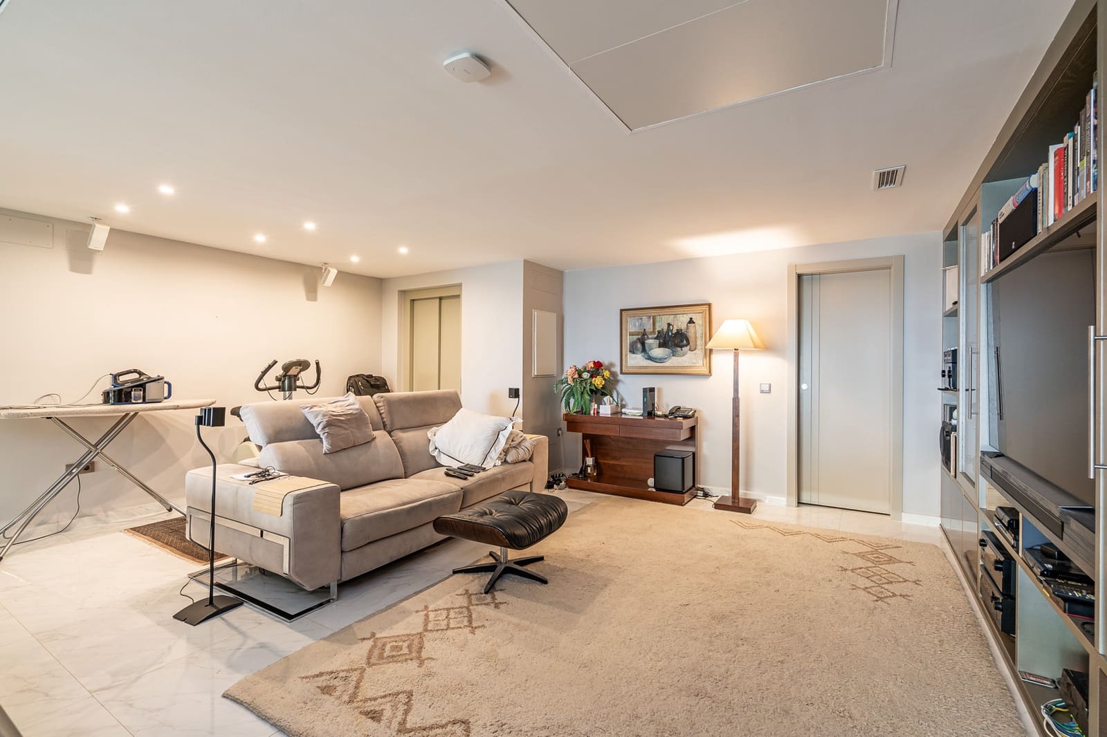 5 soverom Hus til salgs i Estepona med svømmebasseng garasje - € 3 500 000 (Ref: 8376887)