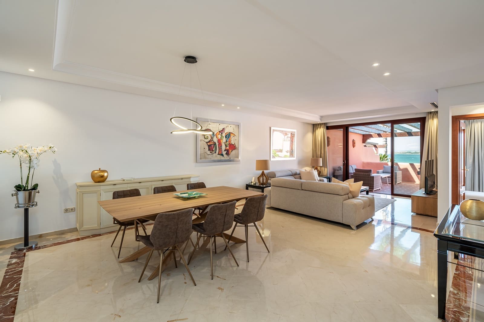 2 bedroom Apartment for sale in Guadalmansa with pool - € 1,590,000 (Ref: 8481926)