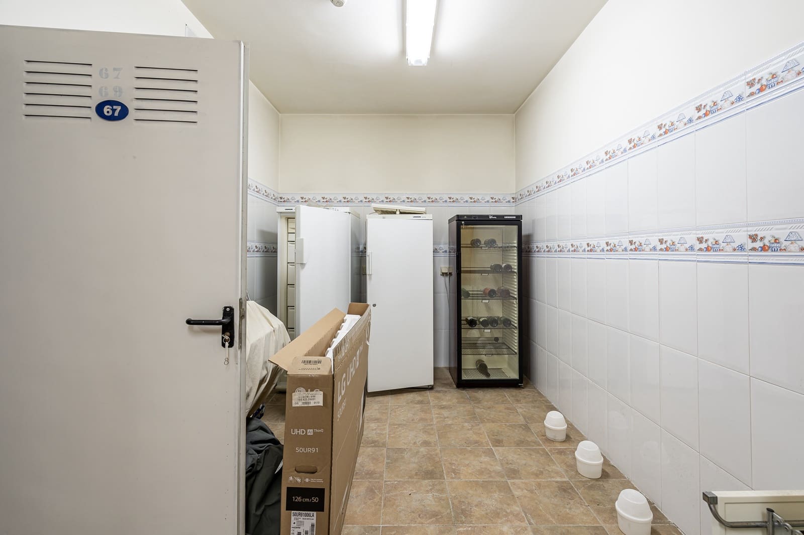 2 bedroom Apartment for sale in Guadalmansa with pool - € 1,590,000 (Ref: 8481926)