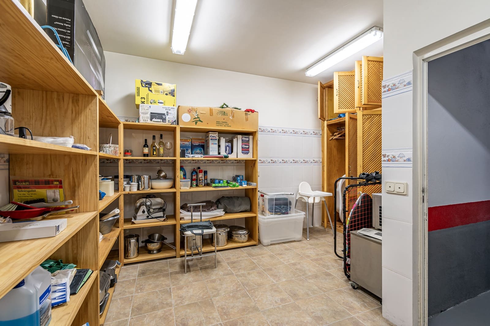 2 bedroom Apartment for sale in Guadalmansa with pool - € 1,590,000 (Ref: 8481926)