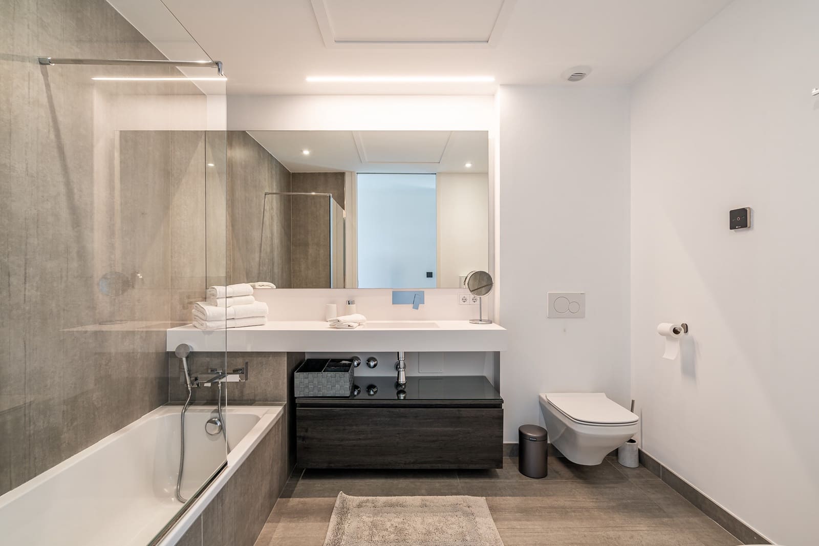 4 quarto Casa em Banda para venda em Estepona com piscina garagem - 2 290 000 € (Ref: 8484444)