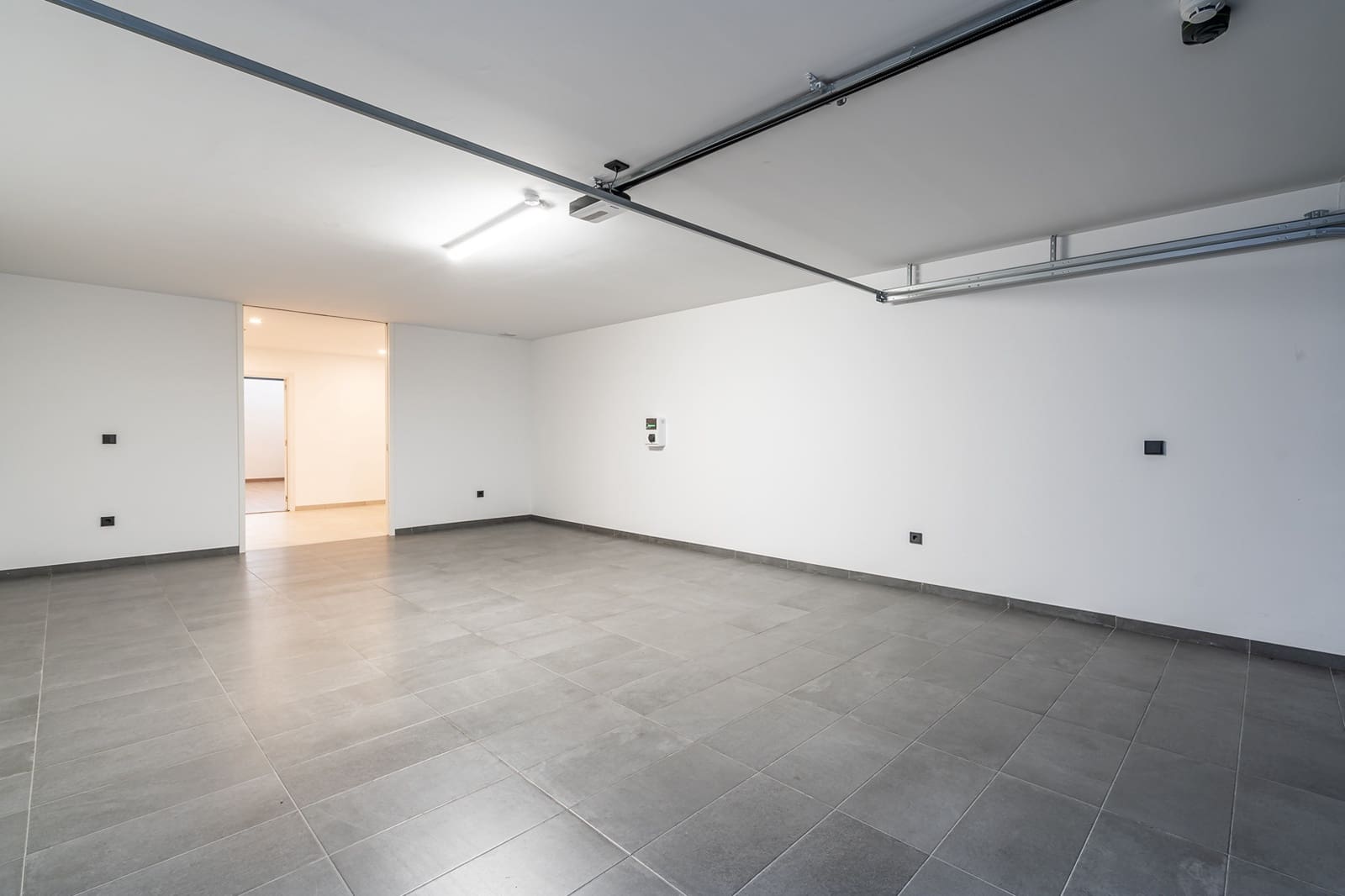 4 quarto Casa em Banda para venda em Estepona com piscina garagem - 2 290 000 € (Ref: 8484444)