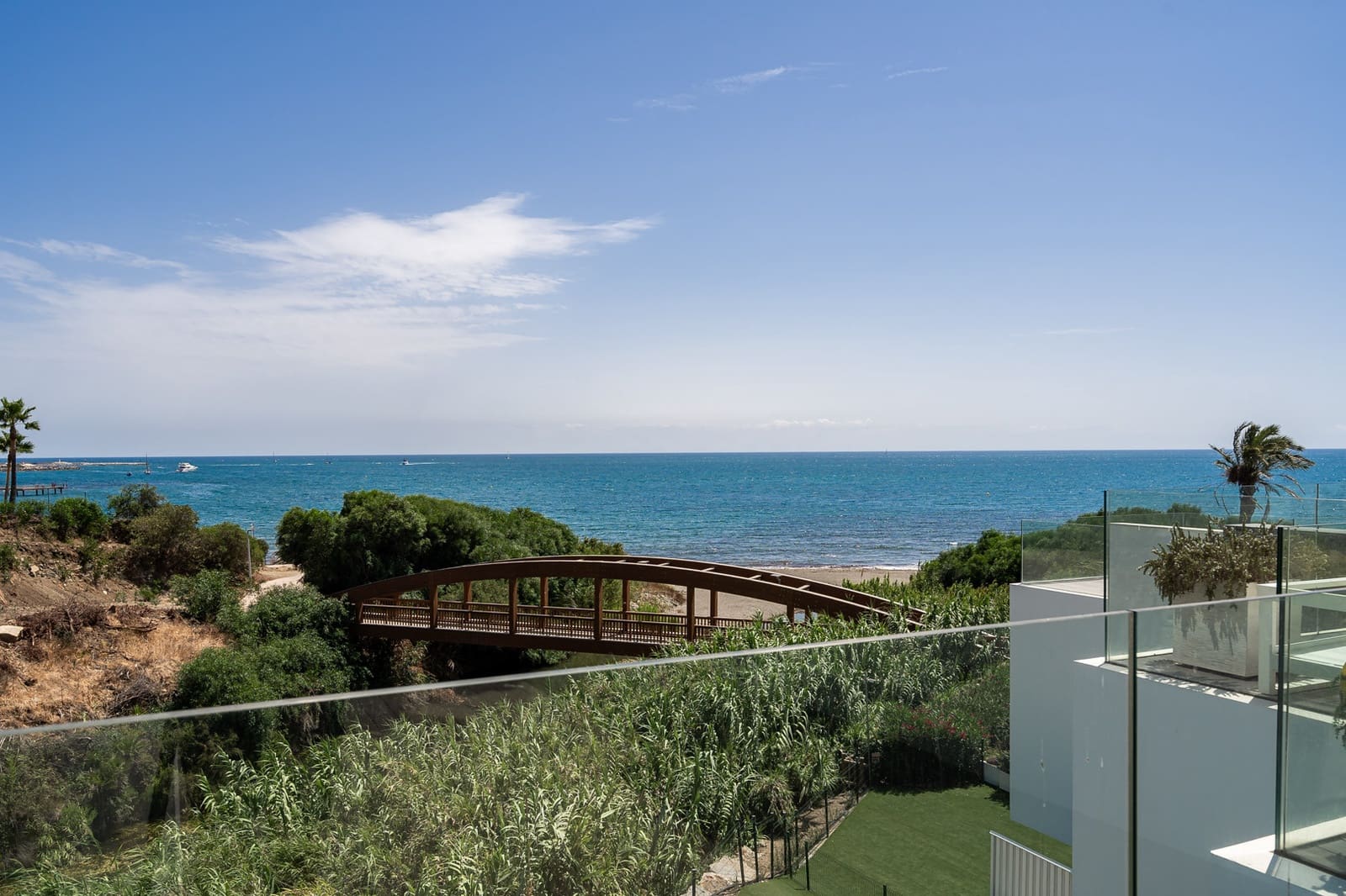 4 quarto Casa em Banda para venda em Estepona com piscina garagem - 2 290 000 € (Ref: 8484444)