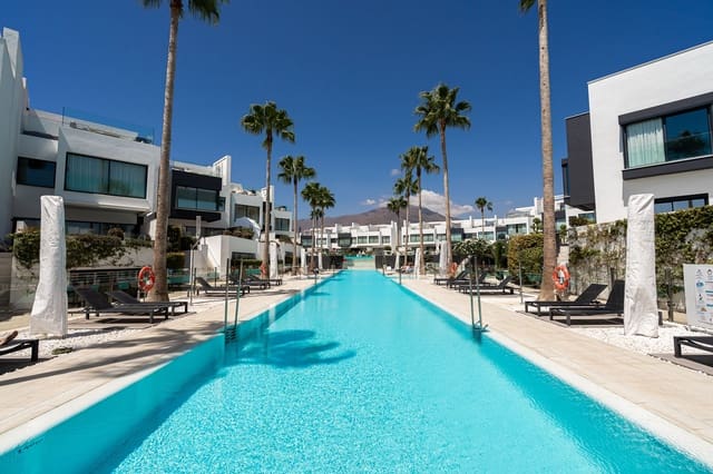 4 sypialnia Dom na sprzedaż w Guadalobón, Estepona z basenem garażem - 2 290 000 € (Ref: 8484444)