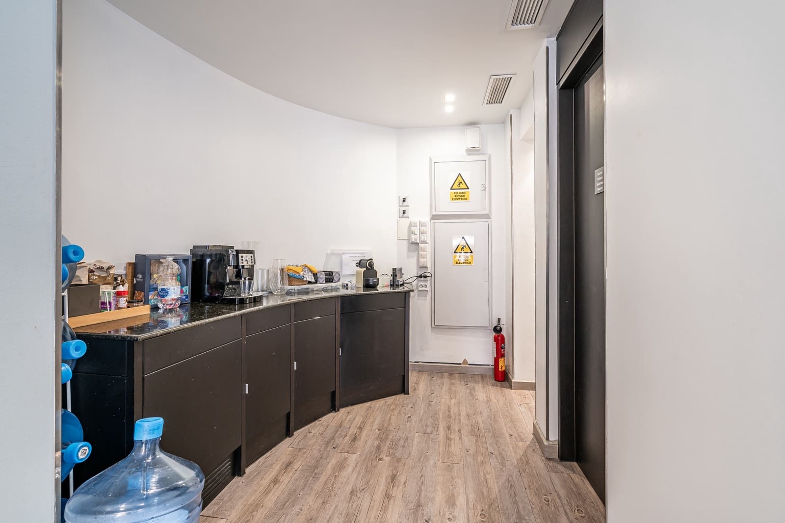 Erhverv til salg i Marbella - € 1.495.000 (Ref: 8498662)