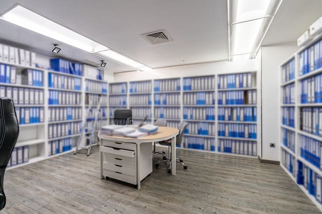 Erhverv til salg i Marbella - € 1.495.000 (Ref: 8498662)