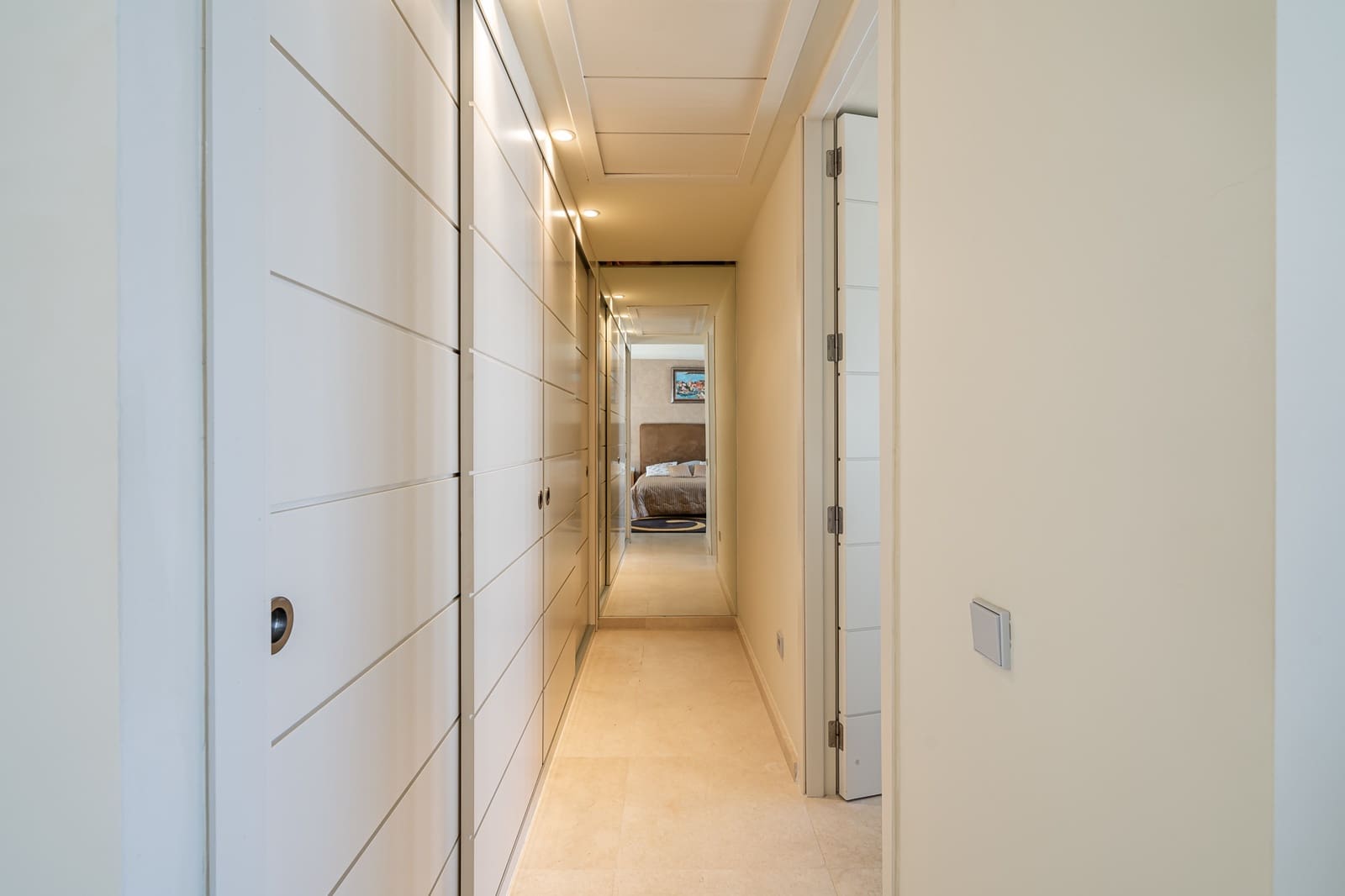 3 sypialnia Penthouse na sprzedaż w Los Flamingos z basenem garażem - 1 395 000 € (Ref: 8610956)