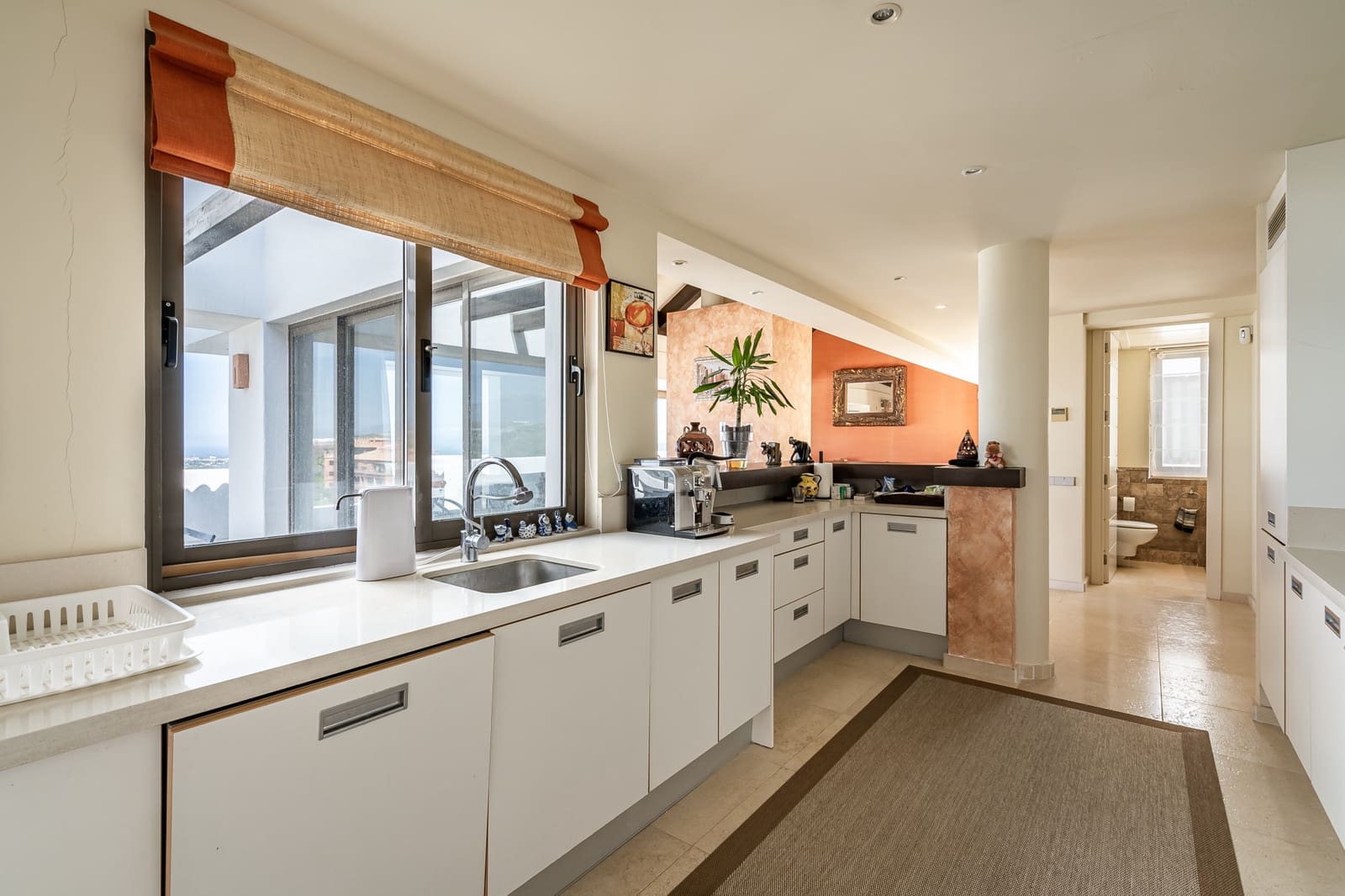 3 sypialnia Penthouse na sprzedaż w Los Flamingos z basenem garażem - 1 395 000 € (Ref: 8610956)