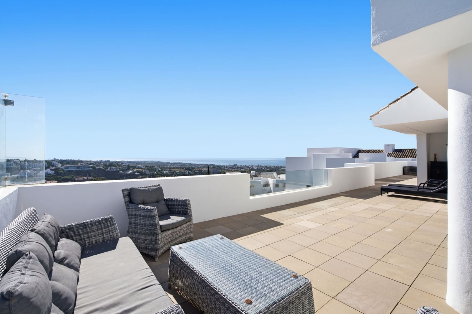 3 bedroom Penthouse for sale in Los Flamingos with pool garage - € 1,395,000 (Ref: 8610956)