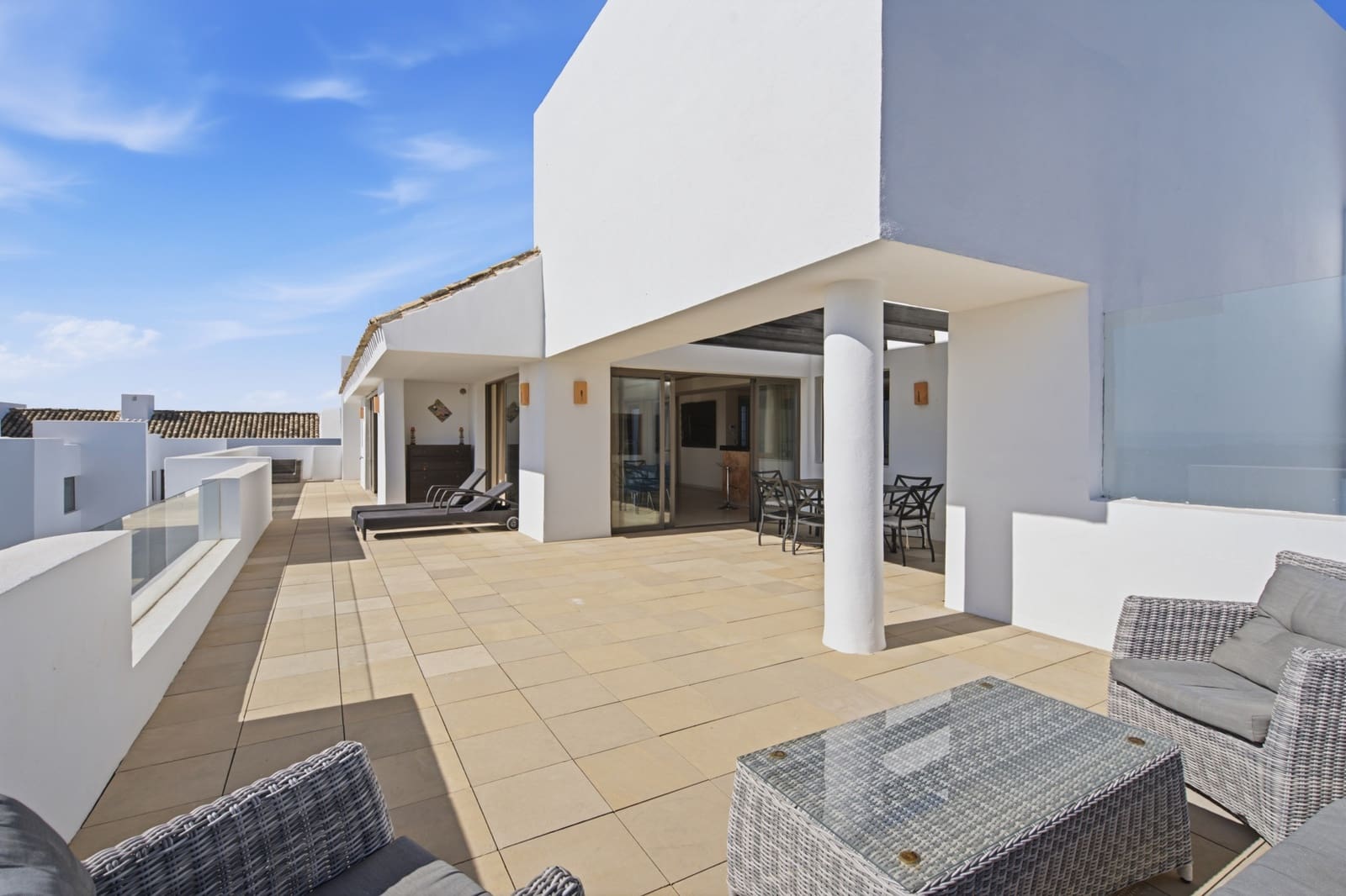 3 bedroom Penthouse for sale in Los Flamingos with pool garage - € 1,395,000 (Ref: 8610956)