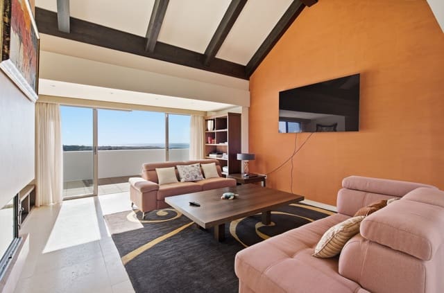 3 chambre Penthouse à vendre à Los Flamingos, Benahavís avec piscine garage - 1 395 000 € (Ref: 8610956)