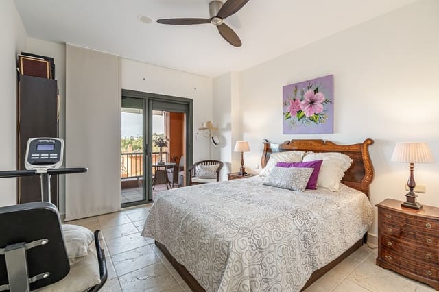 2 bedroom Apartment for sale in La Alquería, Estepona with pool garage - € 495,000 (Ref: 8630024)