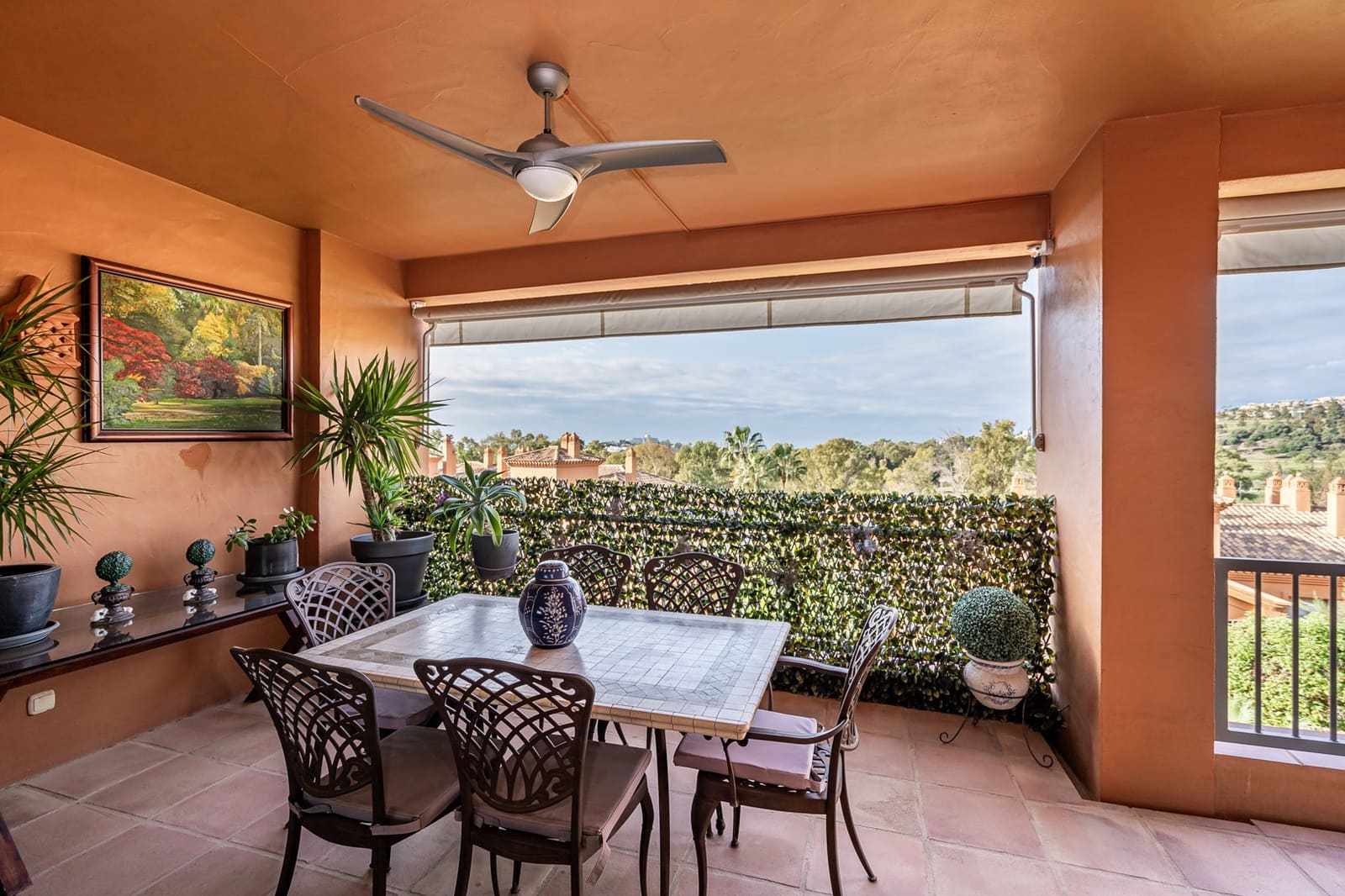 2 bedroom Apartment for sale in Estepona with pool garage - € 485,000 (Ref: 8630024)