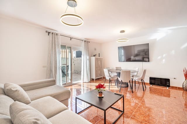 3 sovrum Hus till salu i Centro, Estepona med garage - 575 000 € (Ref: 8809408)