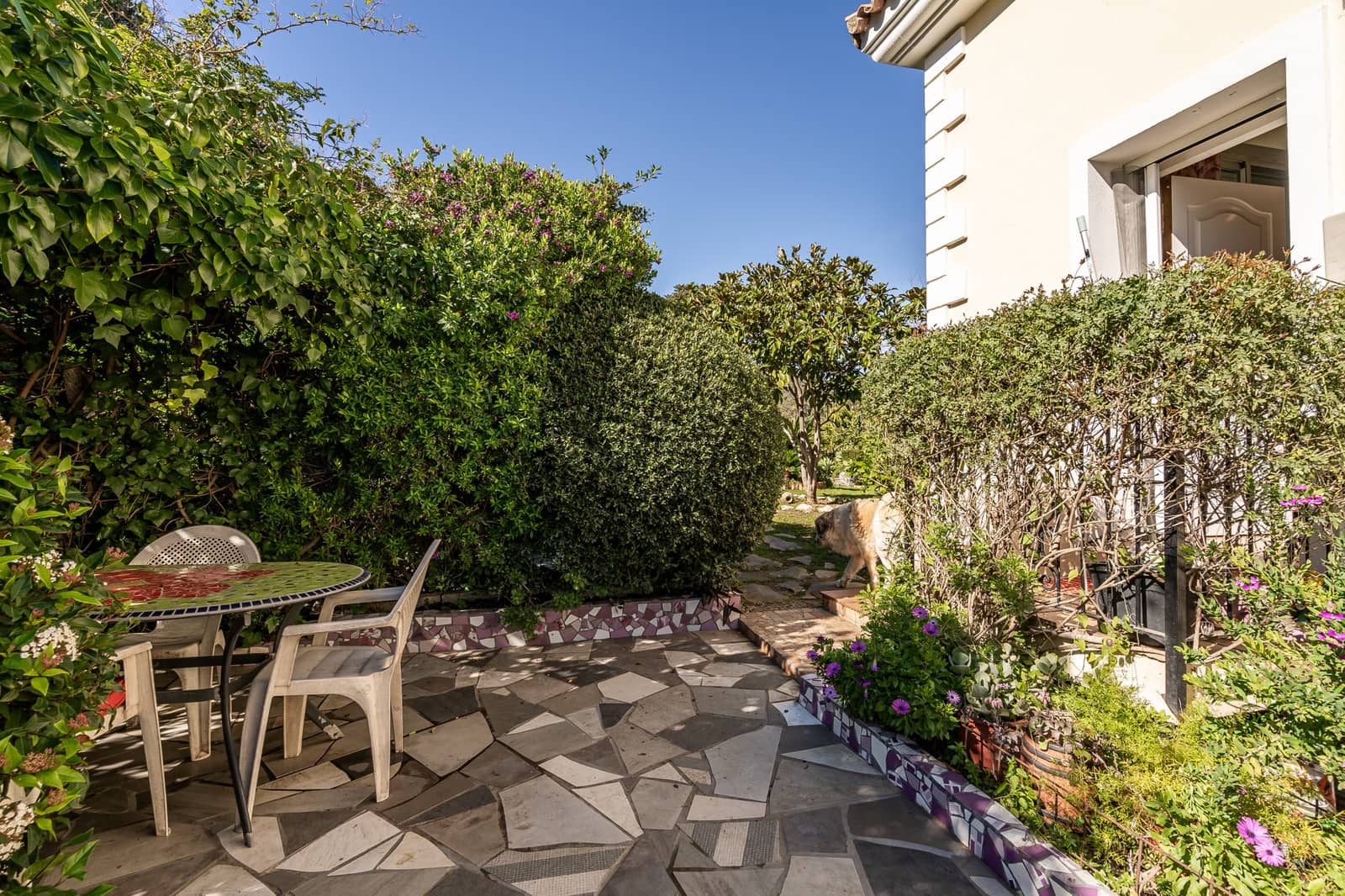 7 bedroom Villa for sale in Estepona with garage - € 2,500,000 (Ref: 8827541)