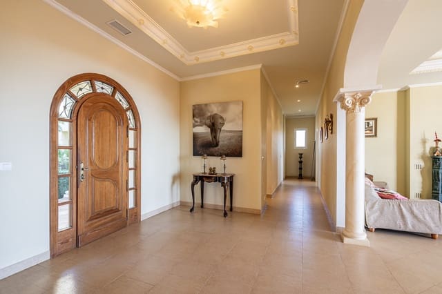 7 sypialnia Willa na sprzedaż w Estepona z basenem garażem - 2 500 000 € (Ref: 8827541)