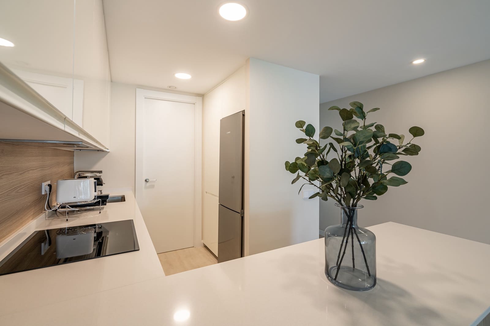 2 bedroom Apartment for sale in Estepona with pool garage - € 650,000 (Ref: 8856857)