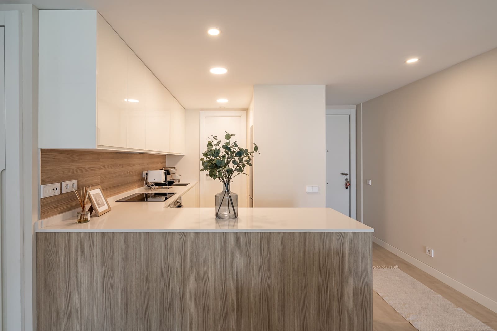 2 slaapkamer Appartement te koop in Estepona met zwembad garage - € 650.000 (Ref: 8856857)