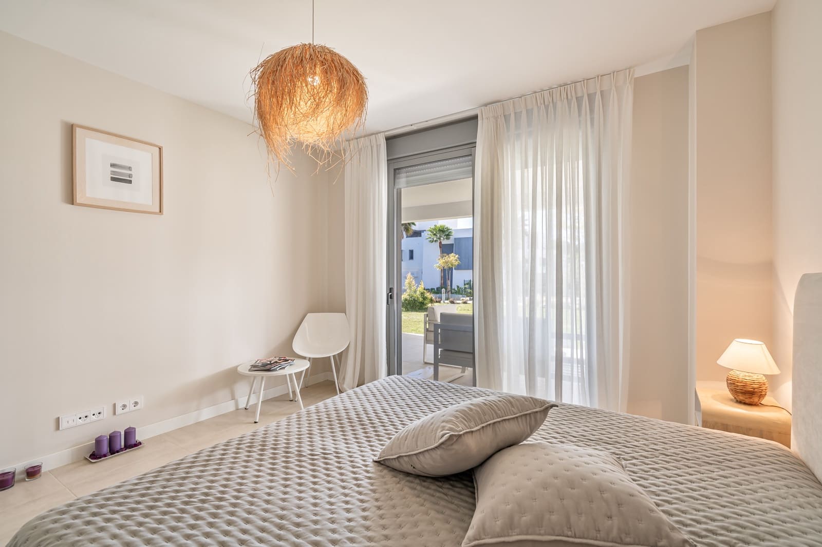 2 slaapkamer Appartement te koop in Estepona met zwembad garage - € 650.000 (Ref: 8856857)