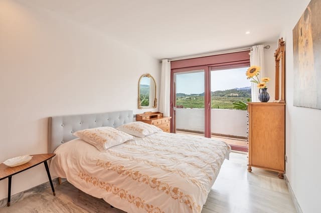 2 soverom Leilighet til salgs i Benahavís med svømmebasseng garasje - € 355 000 (Ref: 8935186)