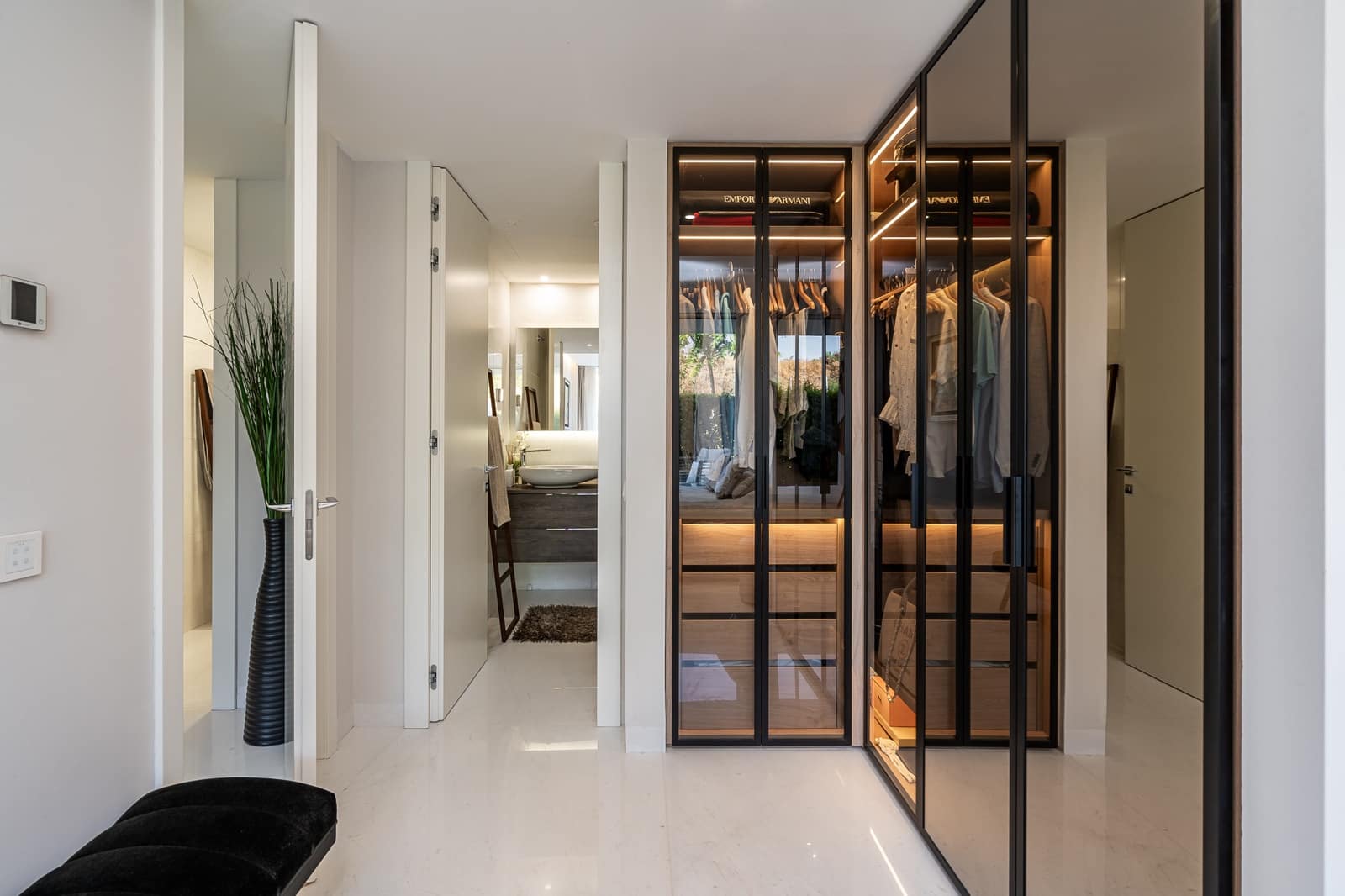 2 sypialnia Apartament na sprzedaż w Estepona z basenem garażem - 1 095 000 € (Ref: 9048639)