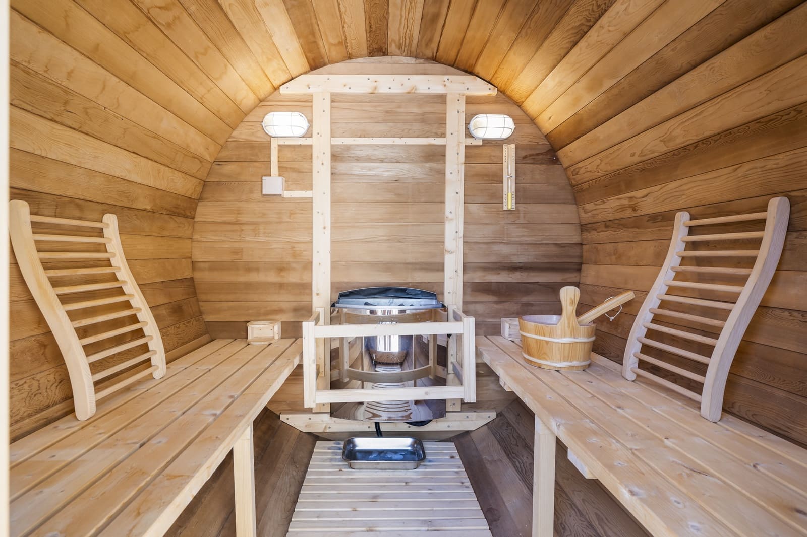 4 bedroom Penthouse for sale in Estepona with pool garage - € 1,350,000 (Ref: 9059270)