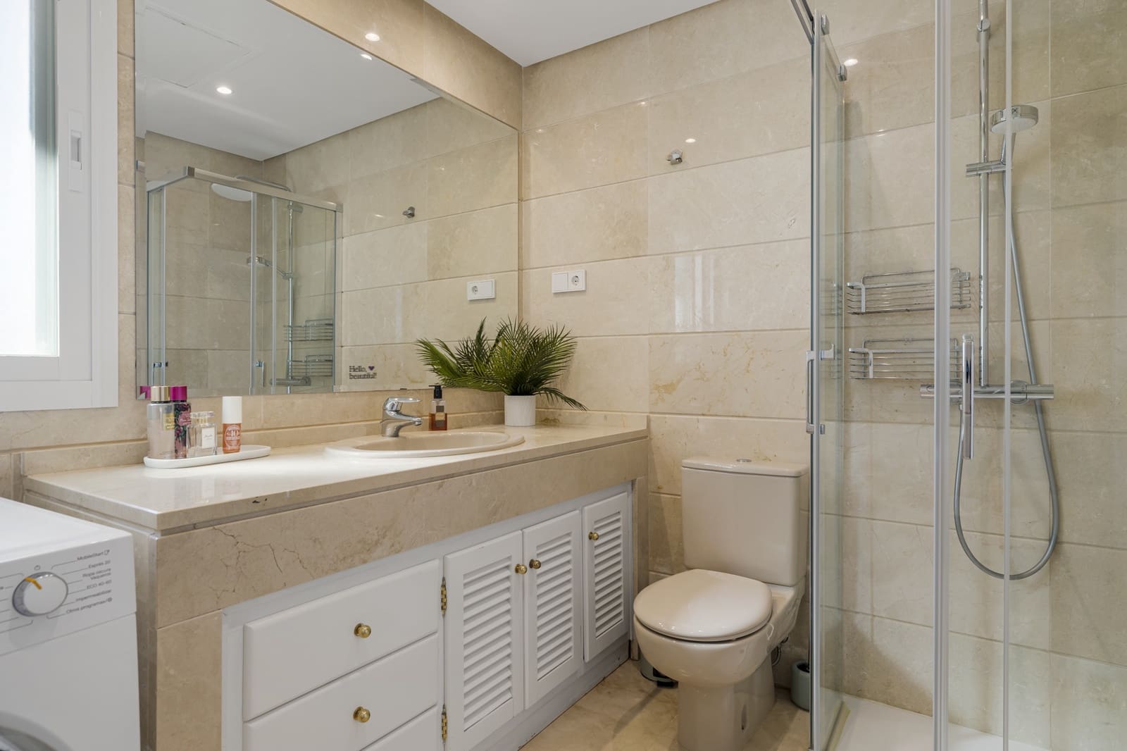 4 bedroom Penthouse for sale in Estepona with pool garage - € 1,150,000 (Ref: 9059270)