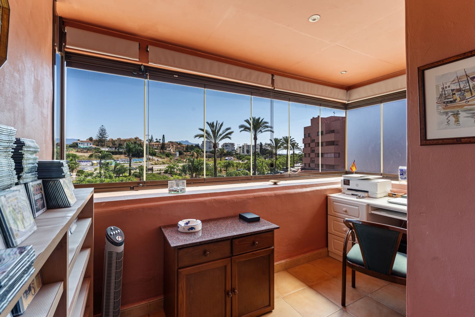 3 soverom Leilighet til salgs i Estepona med svømmebasseng garasje - € 629 000 (Ref: 9112225)