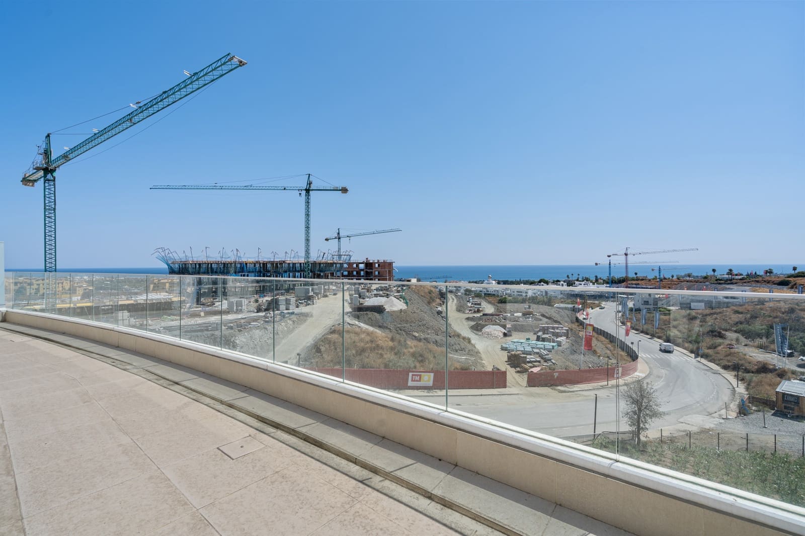 2 quarto Apartamento para venda em New Golden Mile com piscina garagem - 650 000 € (Ref: 9192197)