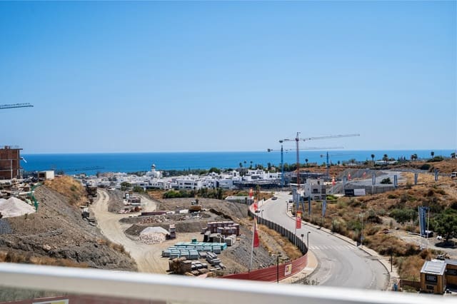 2 chambre Appartement à vendre à La Concha - Resina Golf, Estepona avec piscine garage - 650 000 € (Ref: 9192197)
