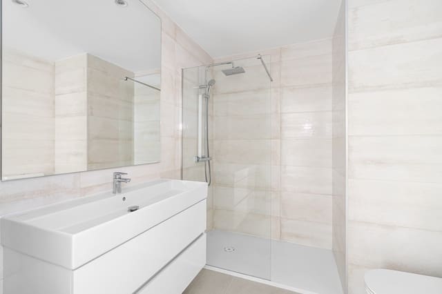 2 slaapkamer Appartement te koop in La Concha - Resina Golf, Estepona met zwembad garage - € 670.000 (Ref: 9192198)