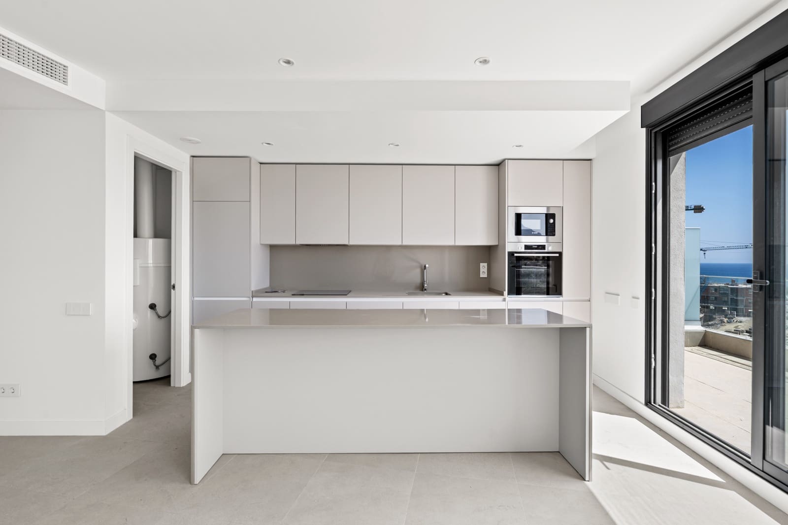 2 quarto Penthouse para venda em New Golden Mile com piscina garagem - 910 000 € (Ref: 9192199)