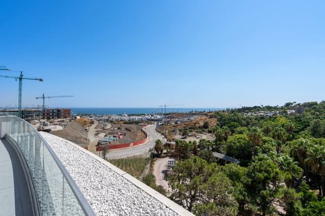 2 sypialnia Penthouse na sprzedaż w La Concha - Resina Golf, Estepona z basenem garażem - 910 000 € (Ref: 9192199)