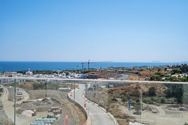 2 sypialnia Penthouse na sprzedaż w La Concha - Resina Golf, Estepona z basenem garażem - 910 000 € (Ref: 9192199)