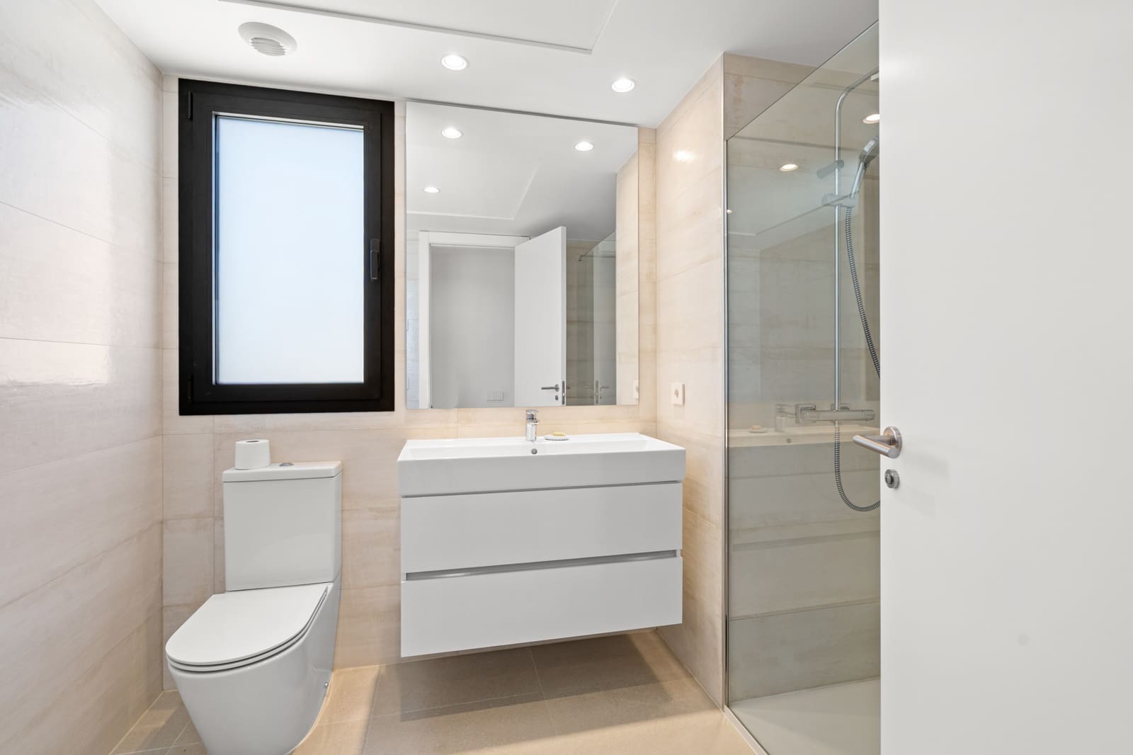 2 sypialnia Apartament na sprzedaż w New Golden Mile z basenem garażem - 740 000 € (Ref: 9228459)