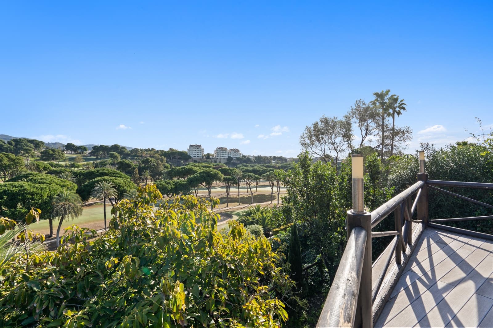 6 bedroom Villa for sale in Marbella with pool garage - € 2,750,000 (Ref: 9262448)