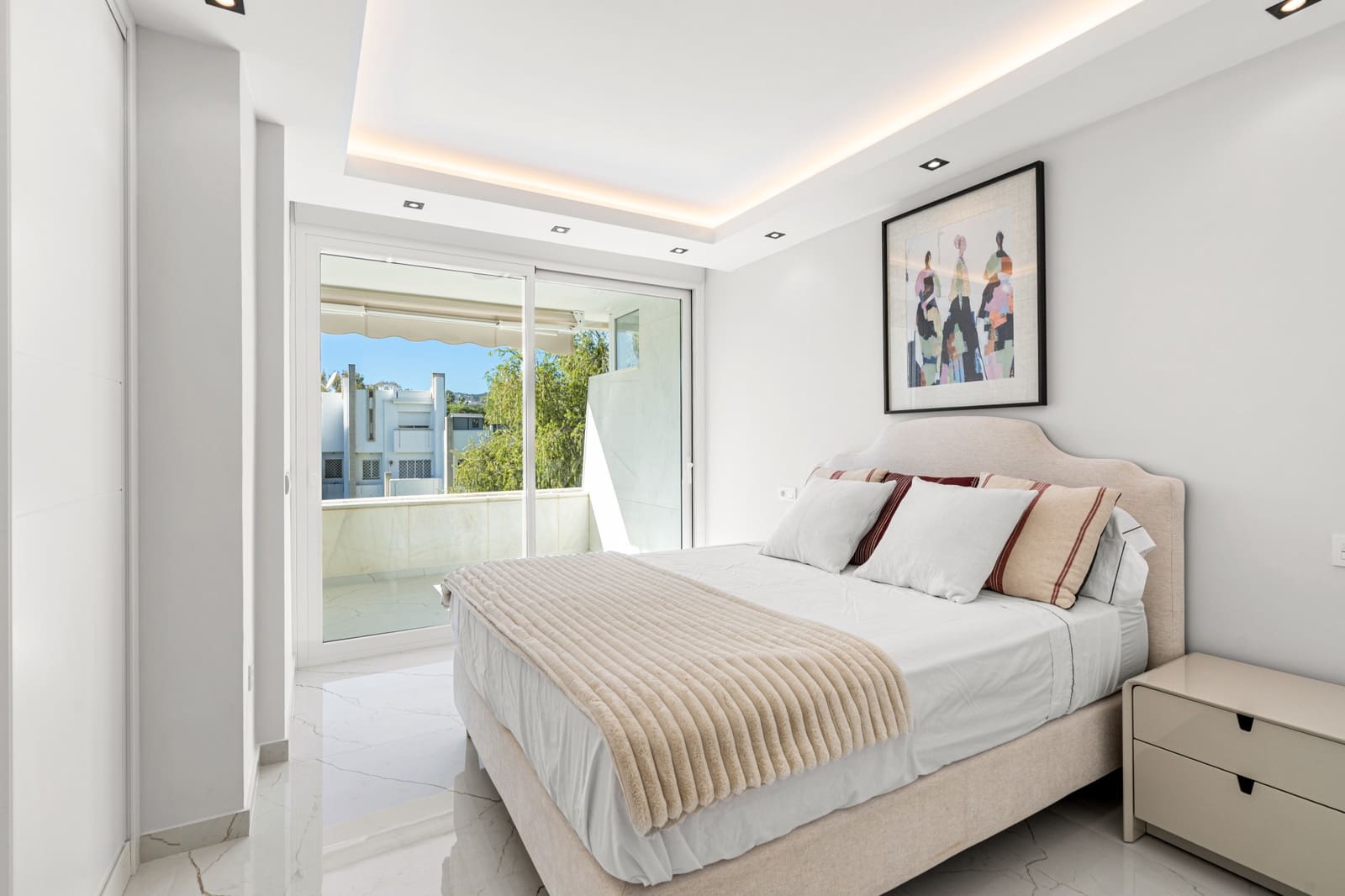 3 soveværelse Lejlighed til salg i Marbella med swimmingpool garage - € 1.249.000 (Ref: 9353230)