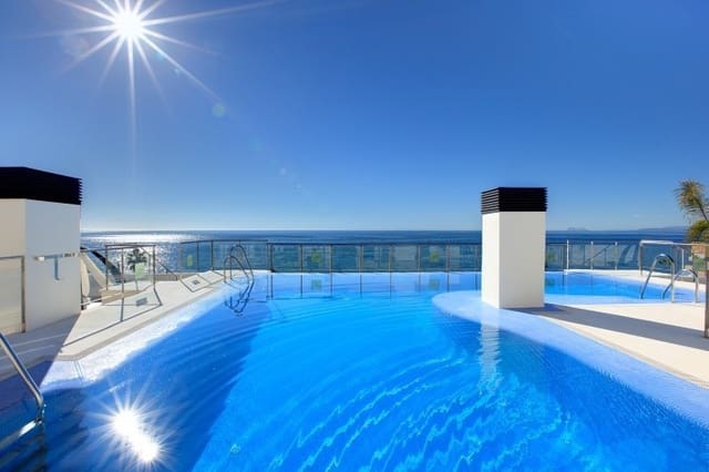 1 soveværelse Lejlighed til salg i New Golden Mile, Estepona med swimmingpool garage - € 310.000 (Ref: 9402990)