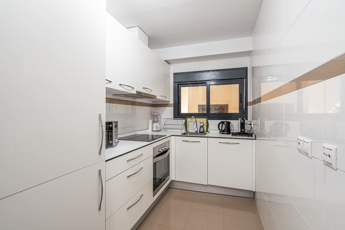 1 soveværelse Lejlighed til salg i New Golden Mile med swimmingpool garage - € 310.000 (Ref: 9402990)