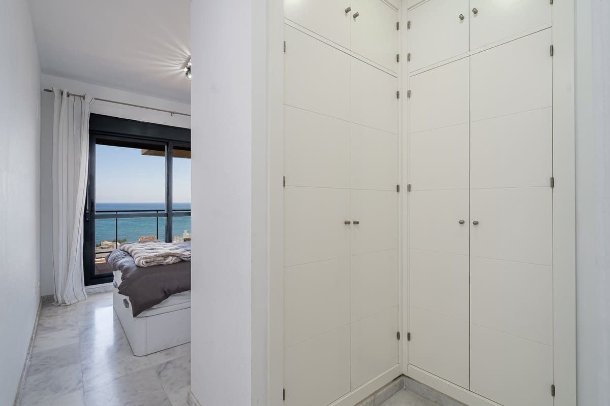 1 soveværelse Lejlighed til salg i New Golden Mile med swimmingpool garage - € 310.000 (Ref: 9402990)