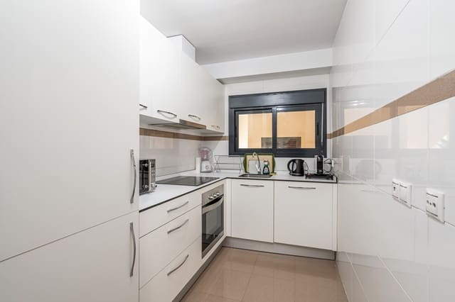 1 soveværelse Lejlighed til salg i New Golden Mile, Estepona med swimmingpool garage - € 310.000 (Ref: 9402990)