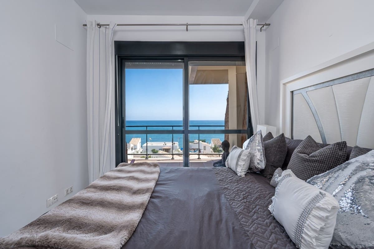 1 soveværelse Lejlighed til salg i New Golden Mile med swimmingpool garage - € 310.000 (Ref: 9402990)