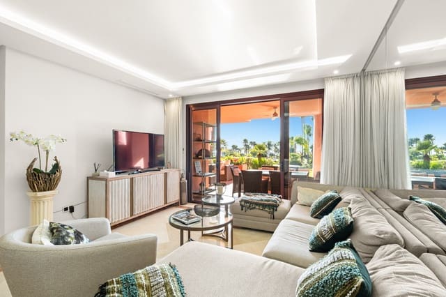 3 sovrum Lägenhet till salu i Resinera-Voladilla, Estepona med pool garage - 1 375 000 € (Ref: 9418916)