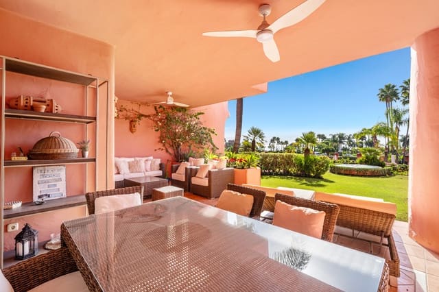 3 sovrum Lägenhet till salu i Resinera-Voladilla, Estepona med pool garage - 1 375 000 € (Ref: 9418916)