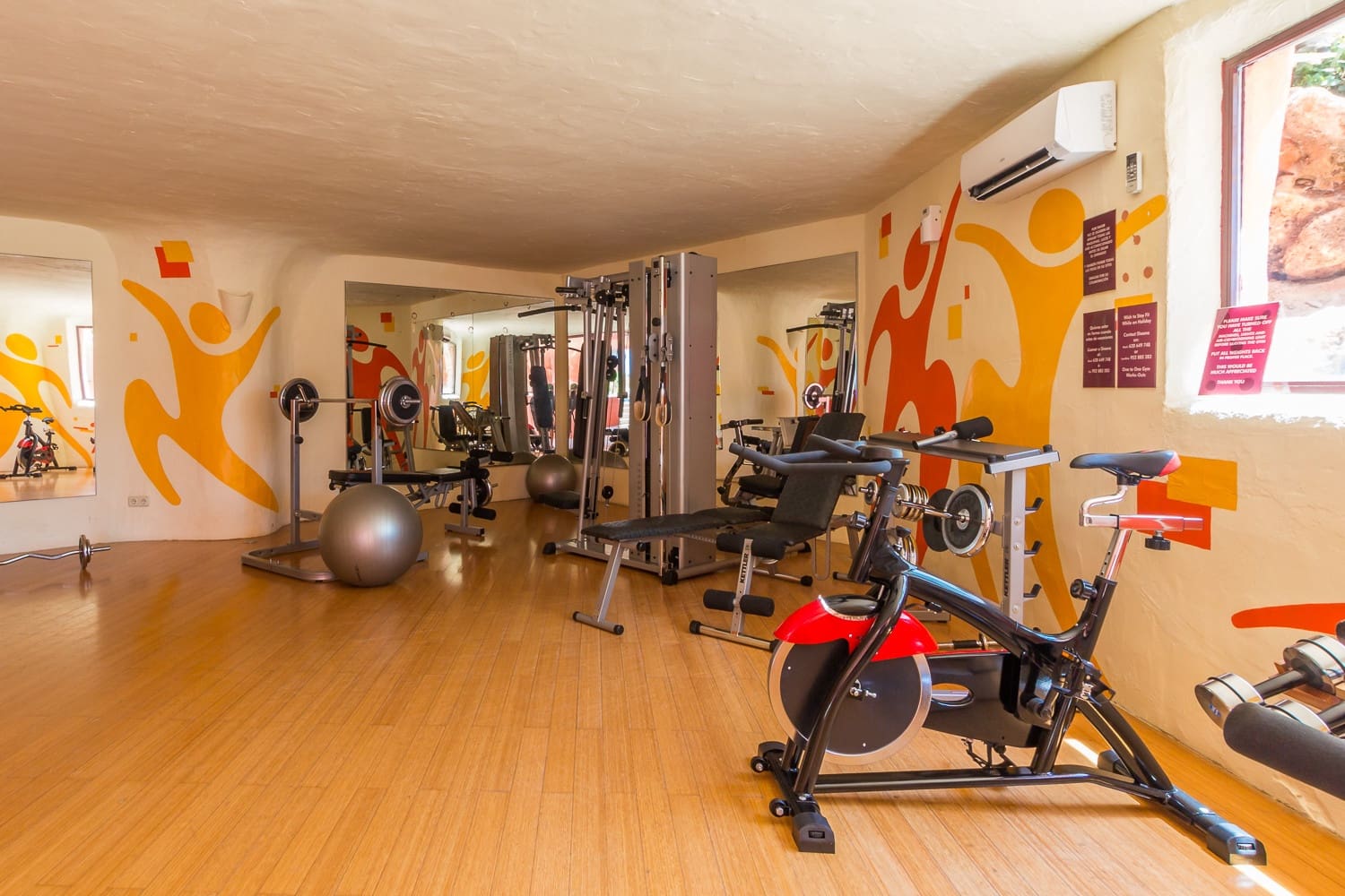 2 sovrum Lägenhet till salu i Guadalmansa med pool garage - 1 475 000 € (Ref: 9418917)