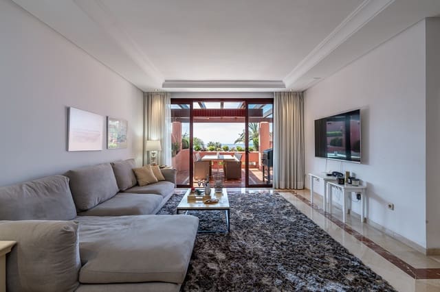 2 soverom Leilighet til salgs i Resinera-Voladilla, Estepona med svømmebasseng garasje - € 1 475 000 (Ref: 9418917)