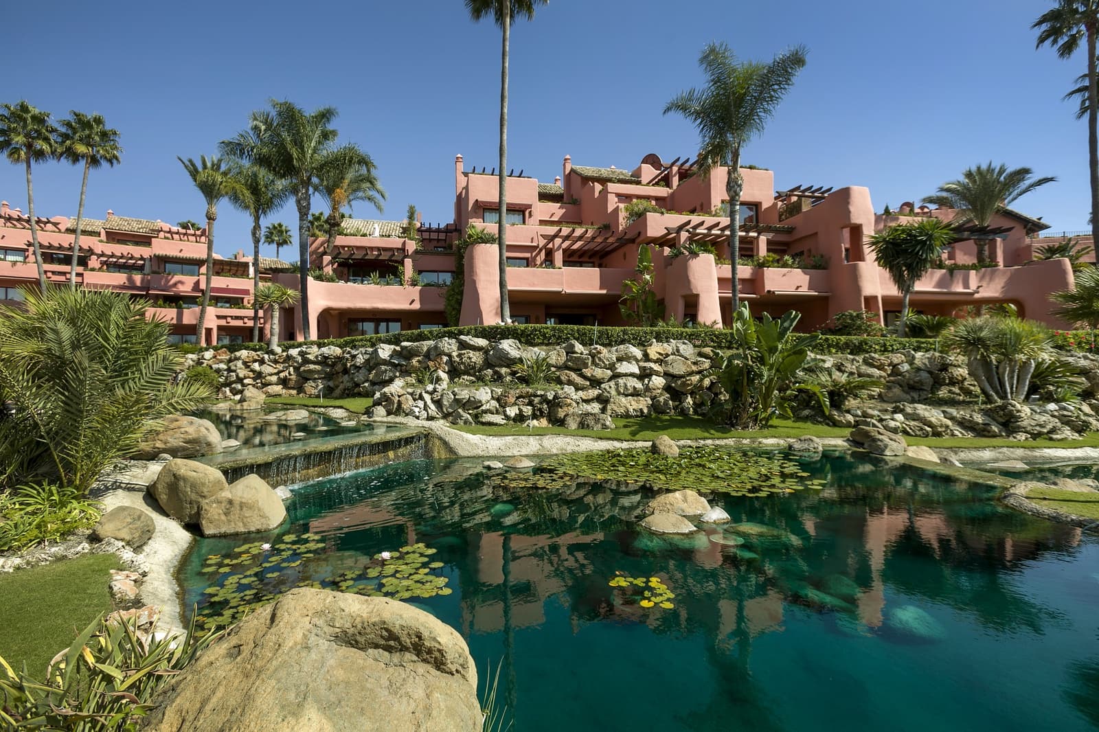 2 sovrum Lägenhet till salu i Guadalmansa med pool garage - 1 475 000 € (Ref: 9418917)